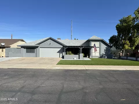 6434 W Shaw Butte Dr, Glendale, AZ 85304