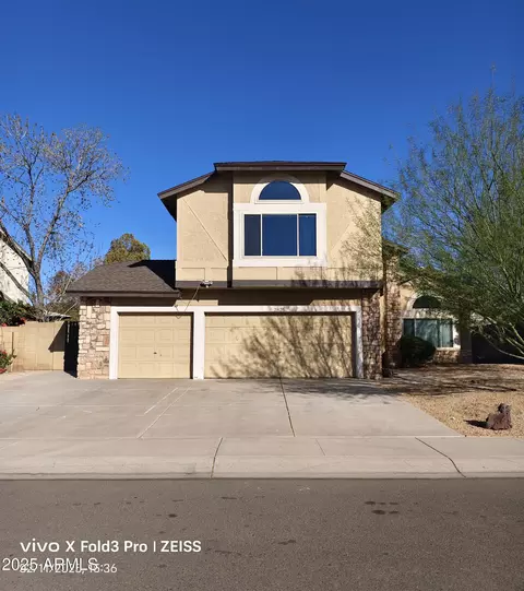 2825 N Villas Ln N, Chandler, AZ 85224