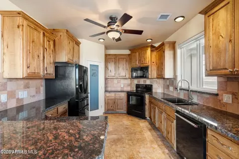 20187 E Ocotillo Dr, Mayer, AZ 86333 photo 6