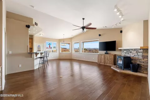 20187 E Ocotillo Dr, Mayer, AZ 86333 photo 11
