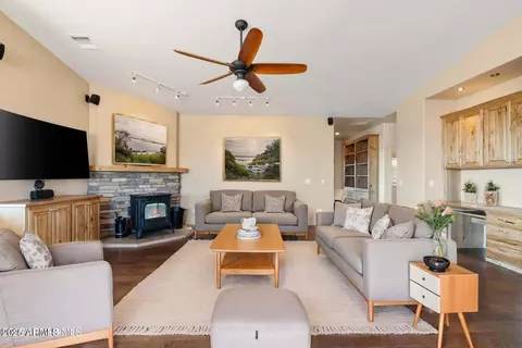 20187 E Ocotillo Dr, Mayer, AZ 86333 photo 9