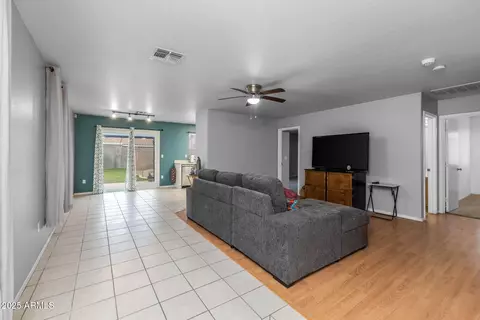 8139 E Osage Ave, Mesa, AZ 85212 photo 4