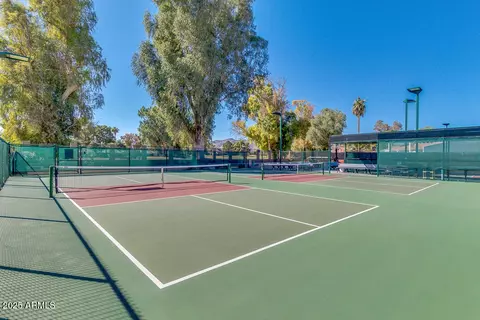 View/Area - 4401 E Walatowa St, Phoenix, AZ 85044 photo 15 of 17