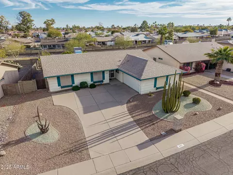View/Area - 4401 E Walatowa St, Phoenix, AZ 85044 photo 5 of 17