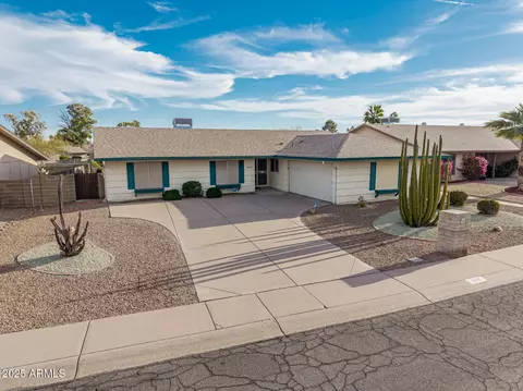 View/Area - 4401 E Walatowa St, Phoenix, AZ 85044 photo 1 of 17
