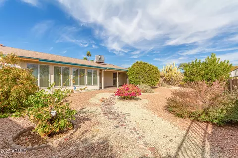 Exterior - 4401 E Walatowa St, Phoenix, AZ 85044 photo 7 of 13