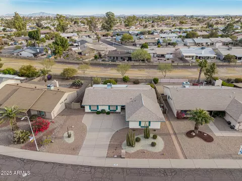 View/Area - 4401 E Walatowa St, Phoenix, AZ 85044 photo 13 of 17