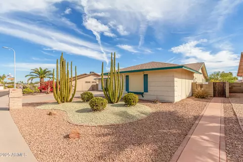 Exterior - 4401 E Walatowa St, Phoenix, AZ 85044 photo 2 of 13