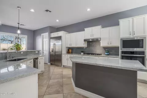 3516 Expedition Way, Phoenix, AZ 85050 photo 5