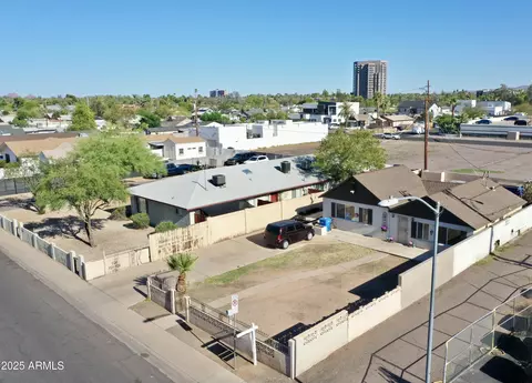 713 E Amelia Ave, Phoenix, AZ 85014 photo 4