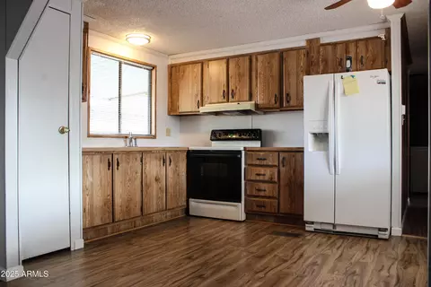 544 S Delaware Dr, Apache Junction, AZ 85120 photo 5
