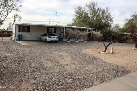 544 S Delaware Dr, Apache Junction, AZ 85120 photo 2