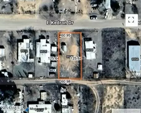 9530 E Kedron Dr #14, Hereford, AZ 85615