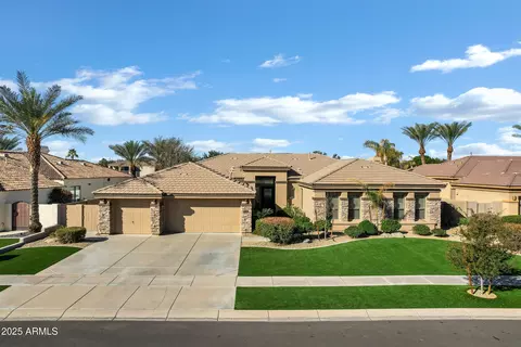 4862 S Jojoba Way, Chandler, AZ 85248