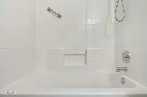 20218 N 33rd Pl, Phoenix, AZ 85050 photo 35