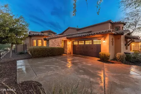 12035 W Red Hawk Dr, Peoria, AZ 85383