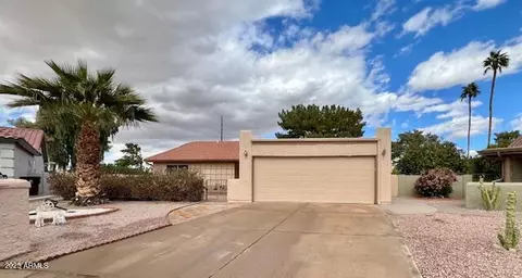 25224 S Lakeway Dr, Sun Lakes, AZ 85248