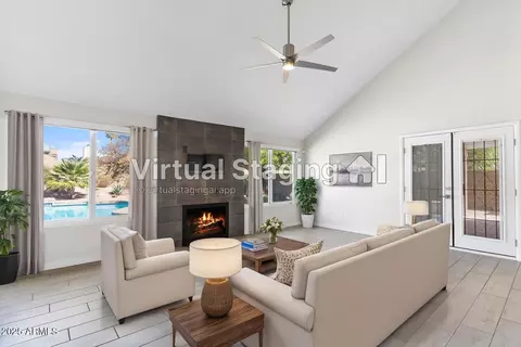 Living - 4220 Everett Dr, Phoenix, AZ 85032 photo 1 of 2