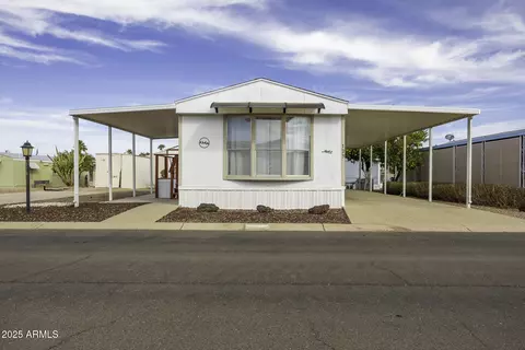 450 W Sunwest Dr #123, Casa Grande, AZ 85122