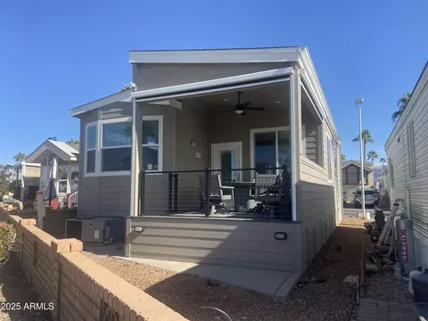 2020 S Walla Walla Cir, Apache Junction, AZ 85119