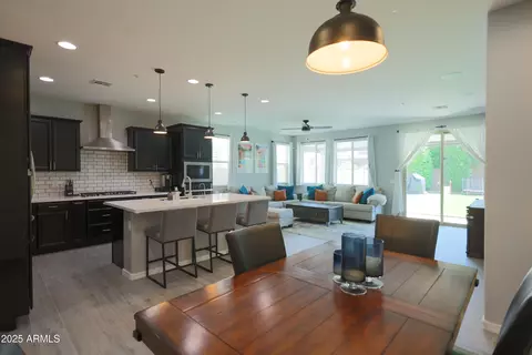 Dining - 3841 E Oxford Ln, Gilbert, AZ 85295 photo 2 of 2