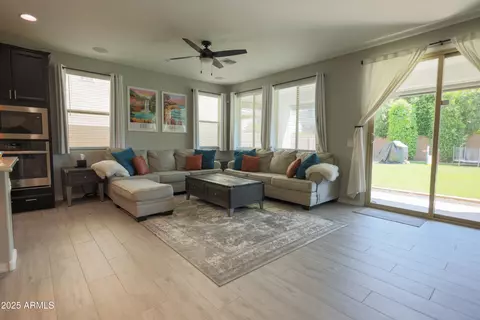 Living - 3841 E Oxford Ln, Gilbert, AZ 85295 photo 1 of 2