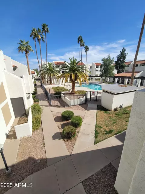 4730 W Northern Ave #2109, Glendale, AZ 85301