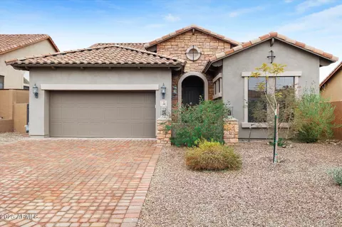 Exterior - 6959 E Red Hawk Cir, Mesa, AZ 85207 photo 5 of 6