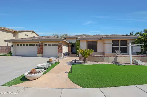 7865 S Palm Dr, Tempe, AZ 85284