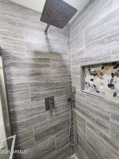 Bath - 5228 N 15th Dr, Phoenix, AZ 85015 photo 5 of 13