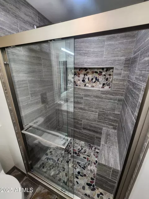 Bath - 5228 N 15th Dr, Phoenix, AZ 85015 photo 6 of 13