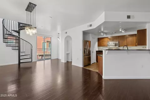 Living - 1920 E Bell Rd #1153, Phoenix, AZ 85022 photo 1 of 5
