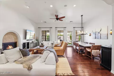18650 N Thompson Peak Pkwy #1028, Scottsdale, AZ 85255