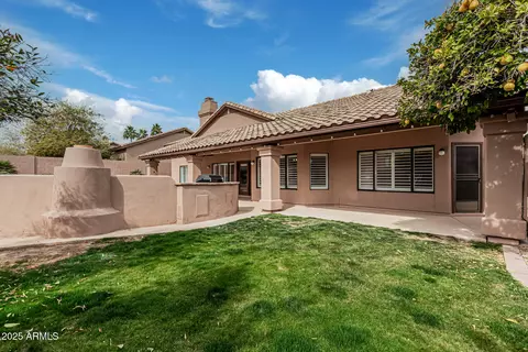 Exterior - 2033 E Tecoma Rd, Phoenix, AZ 85048 photo 4 of 10