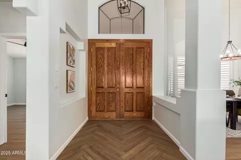 Entry Way - 2033 E Tecoma Rd, Phoenix, AZ 85048 photo 1 of 3