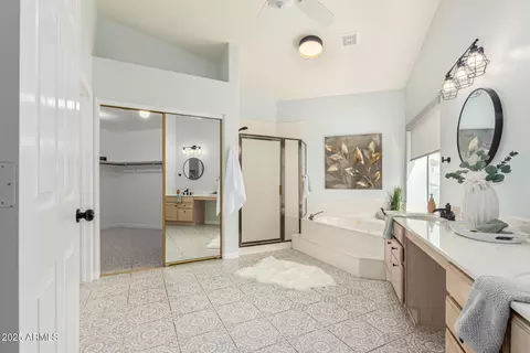 Bath - 2033 E Tecoma Rd, Phoenix, AZ 85048 photo 2 of 3