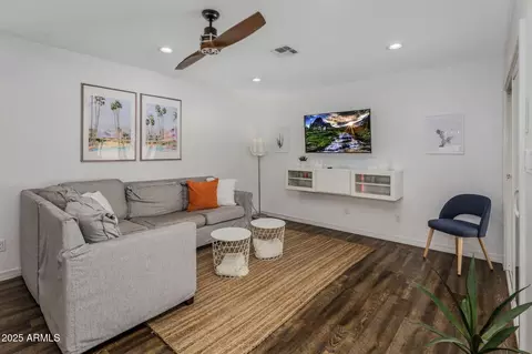 2330 E Pebble Beach Dr, Tempe, AZ 85282 photo 9