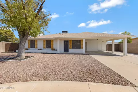 553 S Sunwood Cir, Mesa, AZ 85204