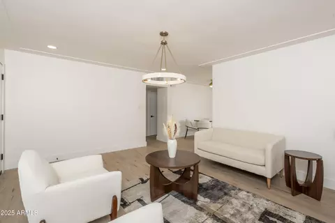 4307 E Turney Ave, Phoenix, AZ 85018 photo 4