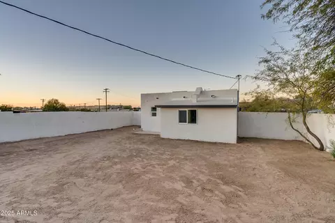 Exterior - 210 Elm St, Tucson, AZ 85705 photo 5 of 9