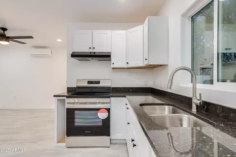 Kitchen - 210 Elm St, Tucson, AZ 85705 photo 3 of 3