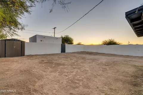Exterior - 210 Elm St, Tucson, AZ 85705 photo 6 of 9