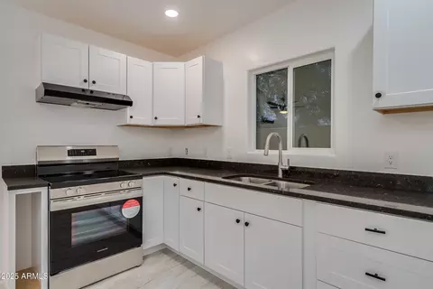 Kitchen - 210 Elm St, Tucson, AZ 85705 photo 1 of 3
