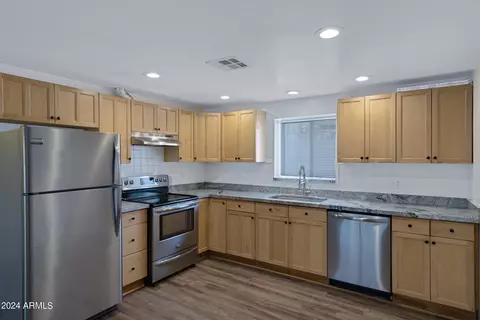 1102 E Brown St, Phoenix, AZ 85020 photo 24