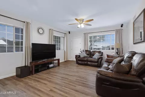 1102 E Brown St, Phoenix, AZ 85020 photo 9