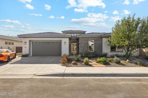2081 E Aquarius Pl, Chandler, AZ 85249