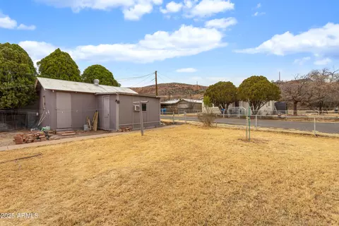 Exterior - 4 Gardner St, Bisbee, AZ 85603 photo 9 of 10