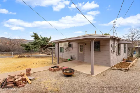 Exterior - 4 Gardner St, Bisbee, AZ 85603 photo 6 of 10