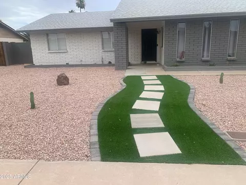 4026 W Saint John Rd, Glendale, AZ 85308