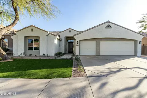 523 W Bluejay Dr, Chandler, AZ 85286